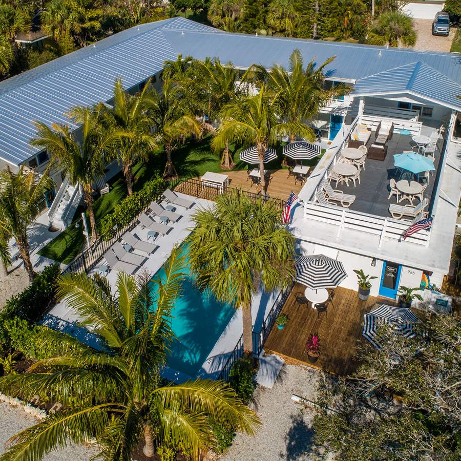 Seaspray Surf Lodge - Courtyard Overhead View